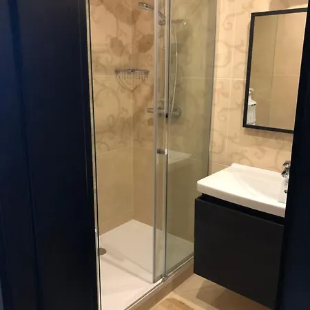 Safran Lux דונובאלי