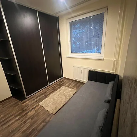 Safran Lux דונובאלי